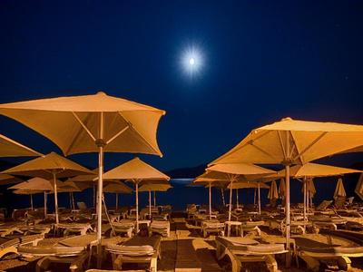 Romance Beach