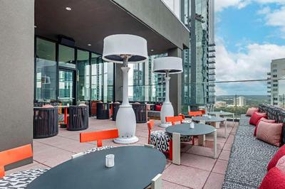 Cambria Hotel Austin Downtown