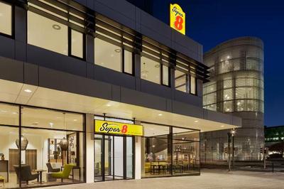 Super 8 By Wyndham Koblenz