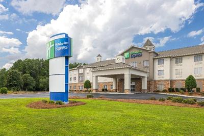 Holiday Inn Express Savannah Airport