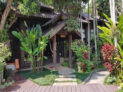 Sri-Ping Resort