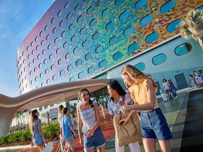 Universal Terra Luna Resort