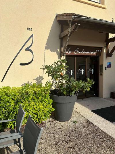 La Bonbonniere Sure Hotel Collection By Bw