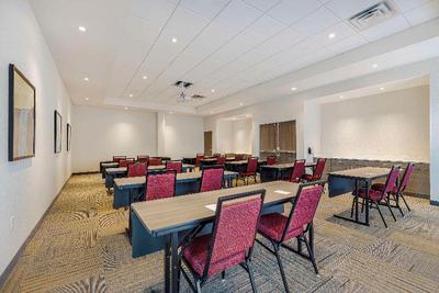 Home2 Suites By Hilton Colorado Springs Airport