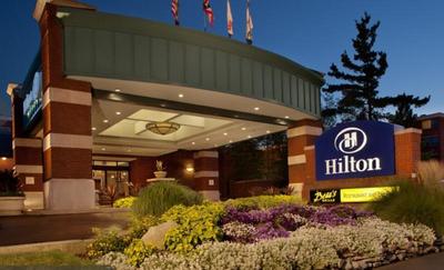 DoubleTree by Hilton Akron Fairlawn