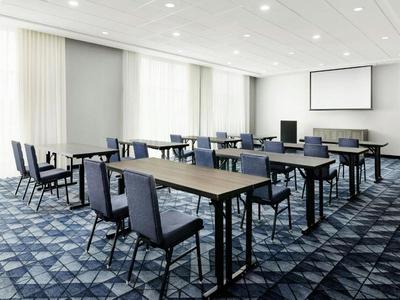 Courtyard By Marriott New Castle