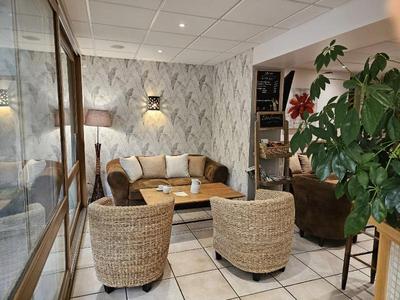 Logis Hotel Le Mont Barral