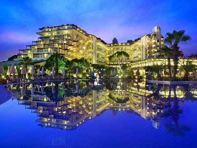 Bellis Deluxe Hotel