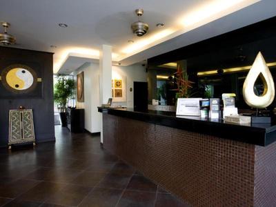 Palm Grove Resort