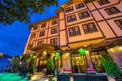 Zalifre Hotel