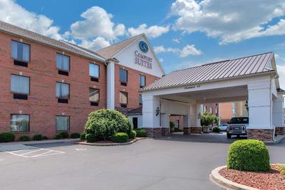 Comfort Suites Airport Airport