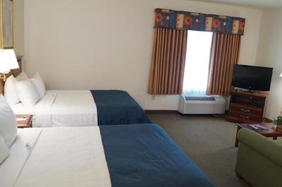 Clarion Suites At The Alliant Energy Center