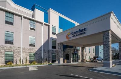 Comfort Inn & Suites River City Decatur
