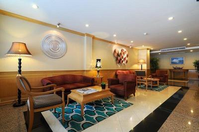 Admiral Suites Sukhumvit 22