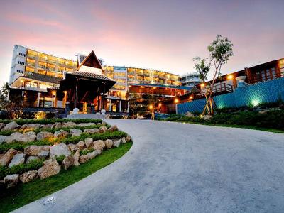 KC Resort and Over Water Villa's