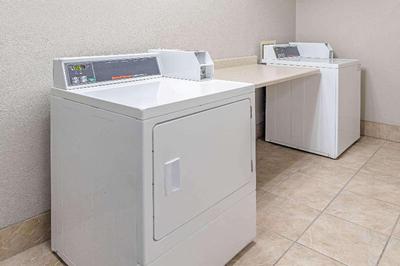 La Quinta Inn & Suites Baton Rouge Seigan Lane