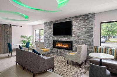 La Quinta Inn Indianapolis Airport/Executive Drive