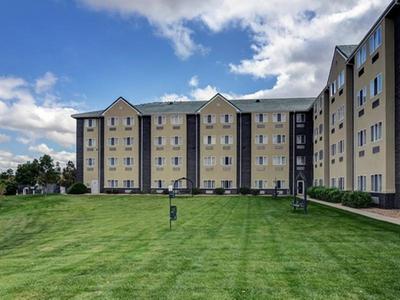 Quality Inn & Suites Denver Airport-Gateway Park