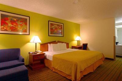Quality Inn at Arlington Highlands