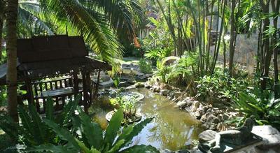 Salad Beach Resort