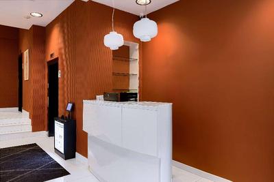 Hotel 27 by LuxUrban