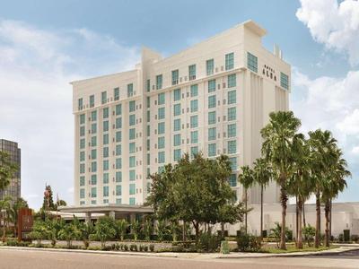 Hotel Alba Tampa, Tapestry Collection by Hilton