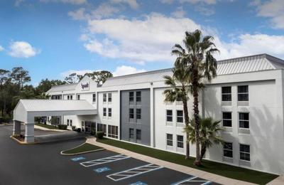 Spark by Hilton Tampa Brandon
