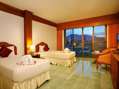 Jiraporn Hill Resort Patong