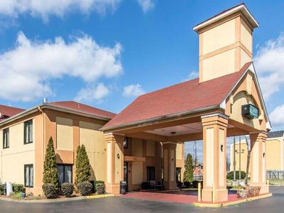Quality Inn & Suites Memphis