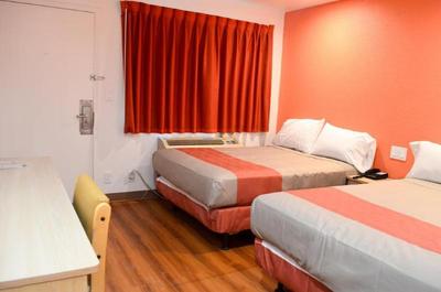 Motel 6 Bakersfield Airport