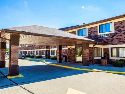 Quality Inn & Suites Champaign Area