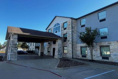 Wingate by Wyndham College Station South