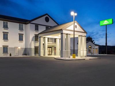 Wingate by Wyndham Clearfield