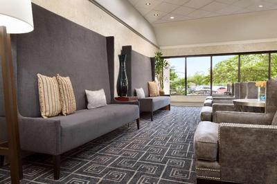 DoubleTree by Hilton Minneapolis - Park Place