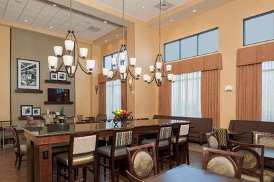 Hampton Inn & Suites Grand Rapids-Airport 28th