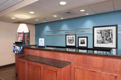 Hampton Inn & Suites Grand Rapids-Airport 28th