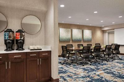 Homewood Suites by Hilton Kansas City-Airport