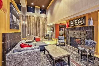 Hampton Inn & Suites Madison West