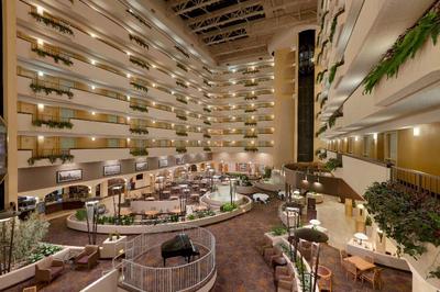 Embassy Suites by Hilton Kansas City International