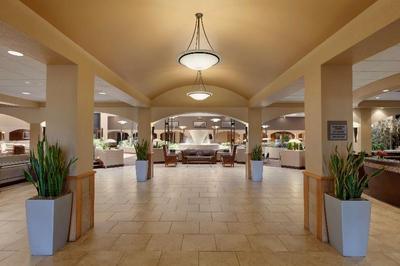 Embassy Suites by Hilton Kansas City International