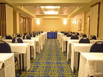 Hilton Suites Atlanta Perimeter