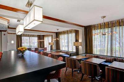 Hampton Inn Memphis-Poplar