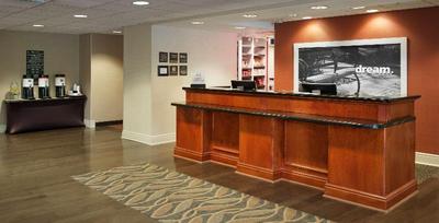 Hampton Inn & Suites Pittsburgh-Meadow Lands