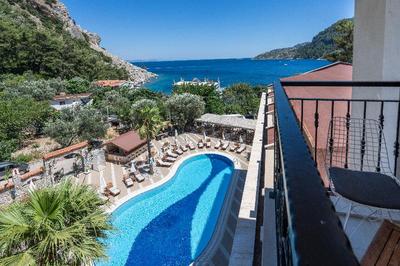 Meril Hotel