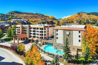 The Grand Lodge Crested Butte Hotel & Suites