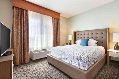 Best Western Plus Peppertree Inn At Omak