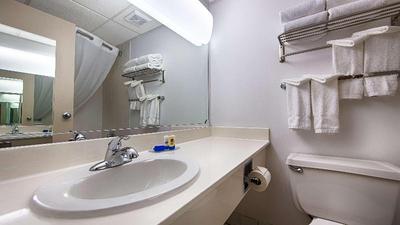 Albany Airport Inn
