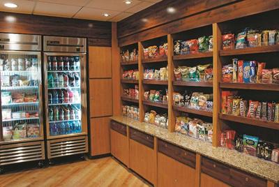 La Quinta Inn & Suites by Wyndham Houston Bush IAH