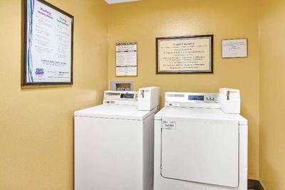 La Quinta Journal Center