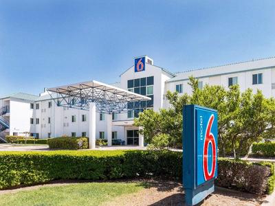 Motel 6-Dallas-DFW Airport North